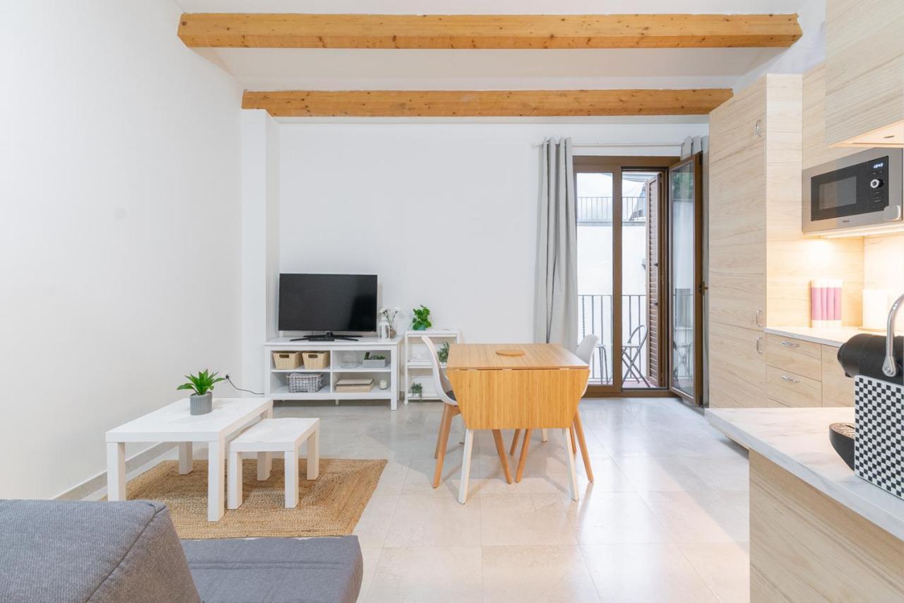 Nice City Center Apartment Vilanova i la Geltrú Esterno foto
