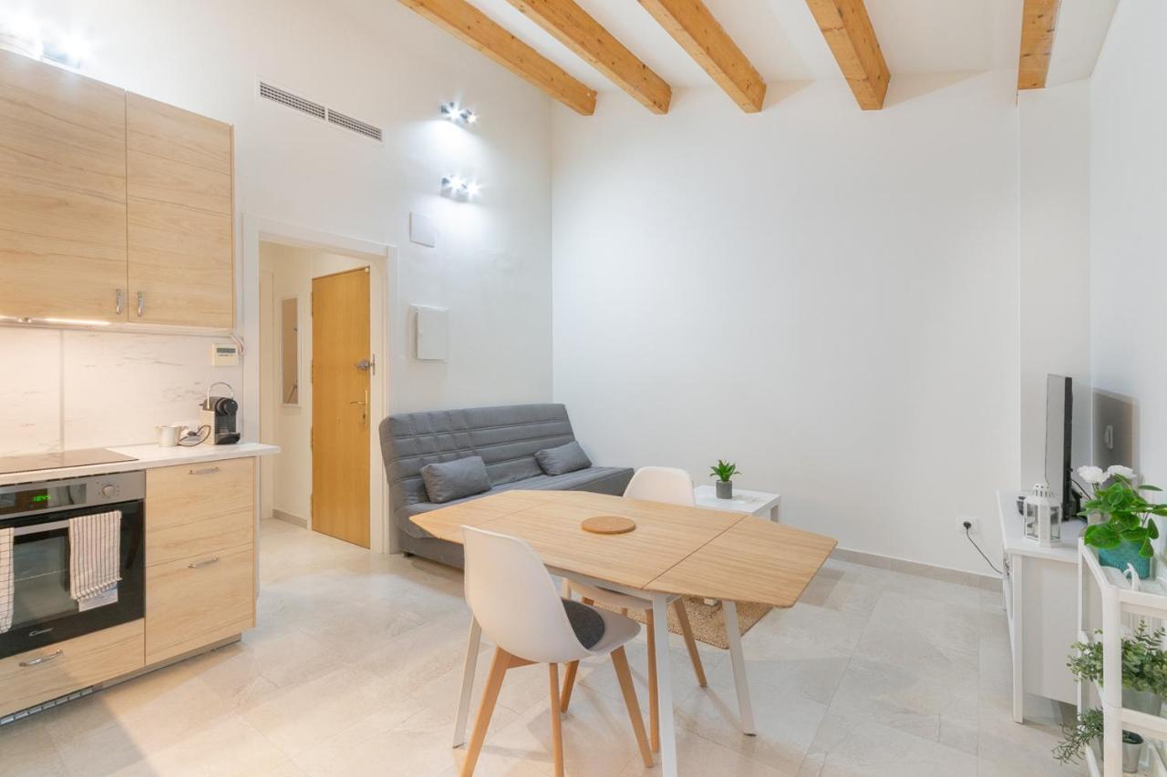 Nice City Center Apartment Vilanova i la Geltrú Esterno foto